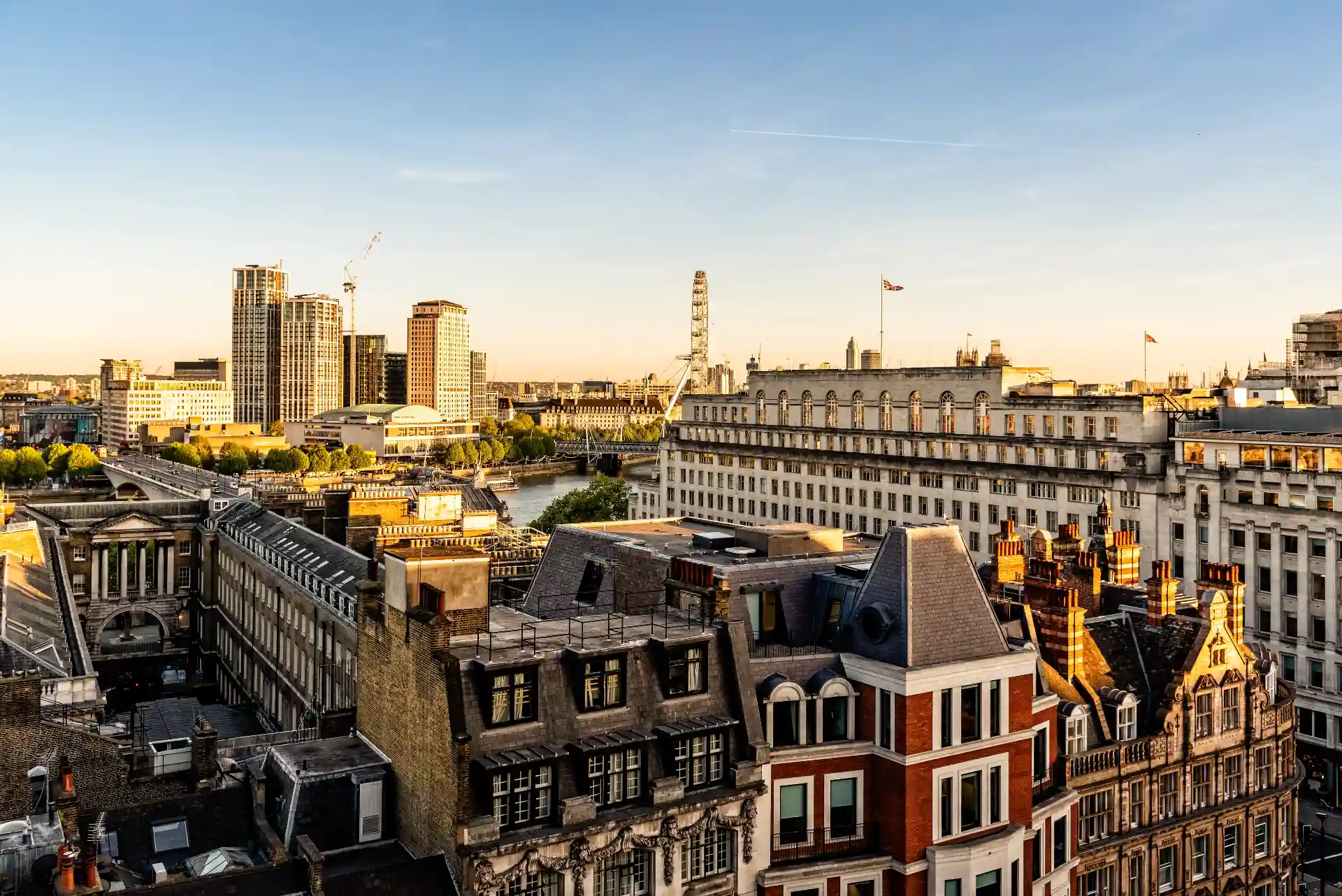 DÍA 3: Antigüedades, diseño y el Londres académico