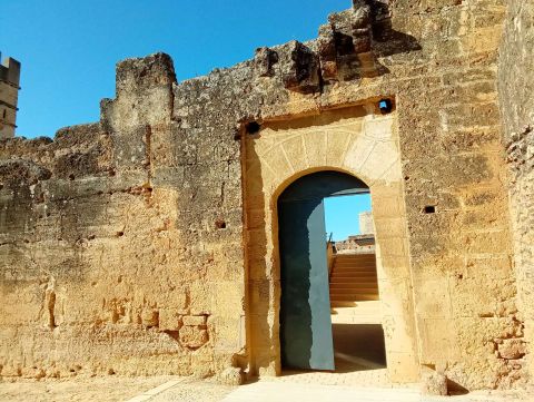 Puerta Real