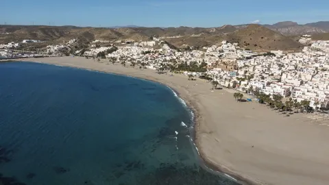 Playa de Los Cocones y Barquicos