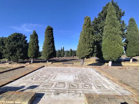 Mosaico Casa de los Pájaros