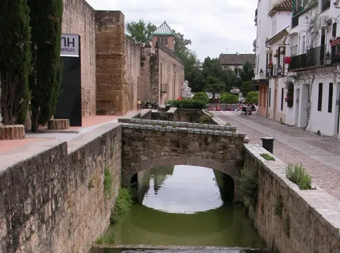 Calle Cairuan